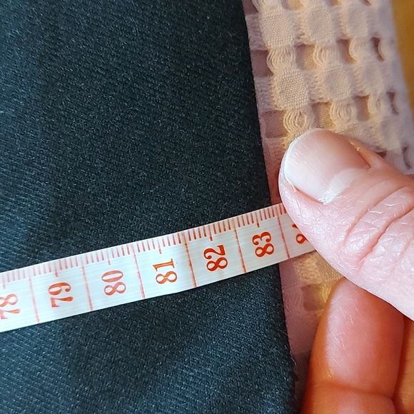 Woman's skirt - Picture 5 of 13